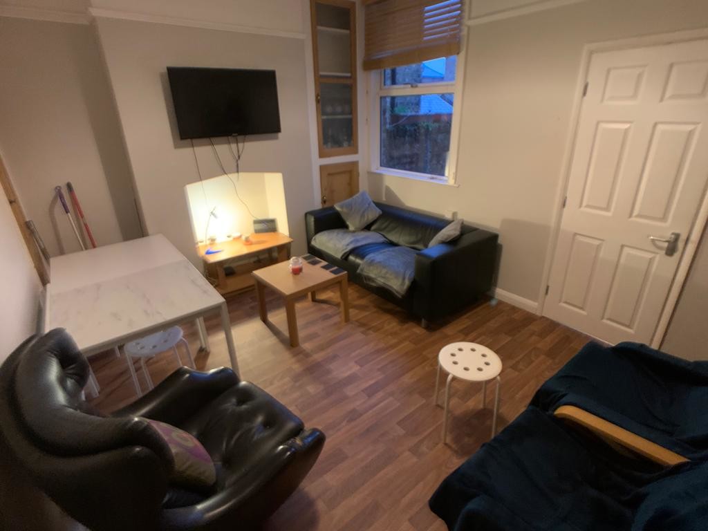 Image of Queen Victoria Street, South Bank