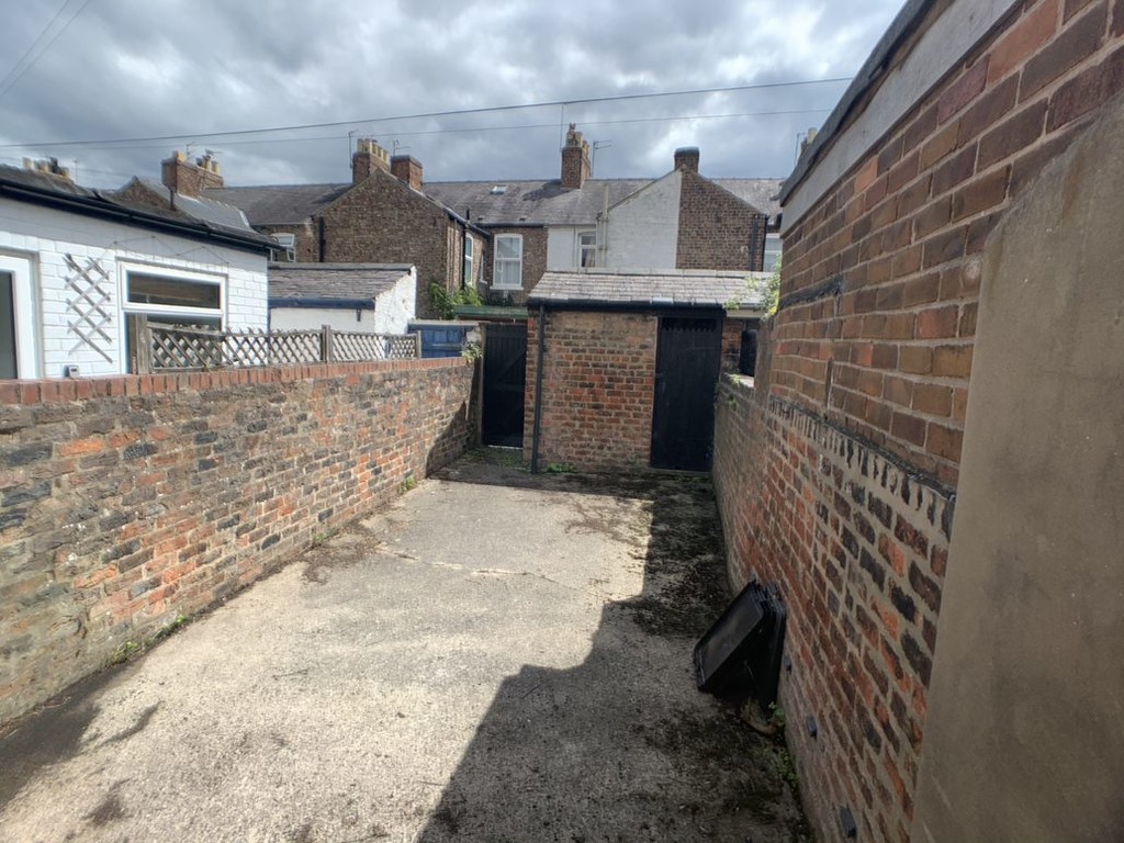 Image of Upper Newborough Street, Burton Stone Lane